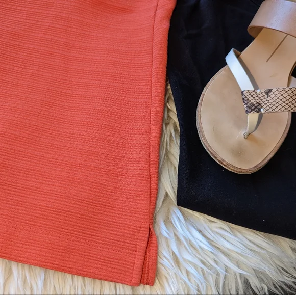 J.CREW - Textured Button-Front Tank - Picture 7 of 12